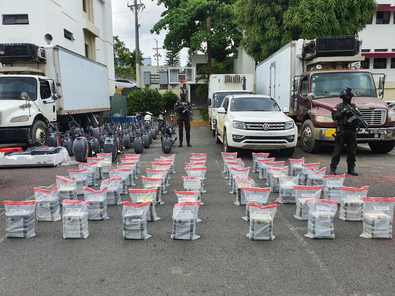 Dncd Ocupa 190 Paquetes De Cocaína En Dos Operativos; Fueron Apresados Cuatro Hombres