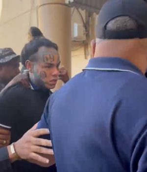 Trasladan A Tekashi A Sala De Audiencias