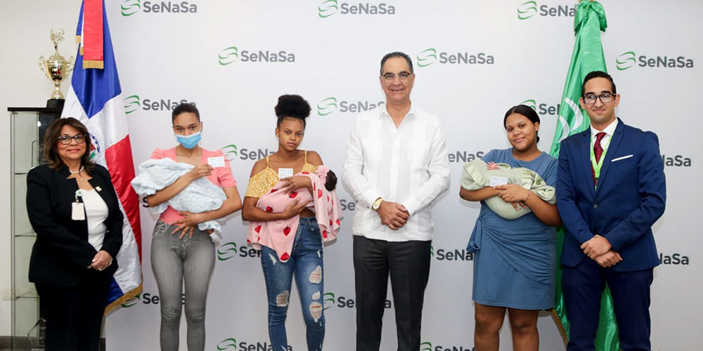 Senasa Entrega Carné A Los Primeros Bebés Nacidos En El 2023