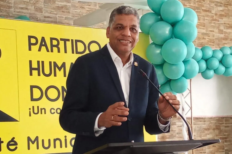 Phd Inscribe A Luis Abinader Como Su Candidato Presidencial Para Elecciones 2024
