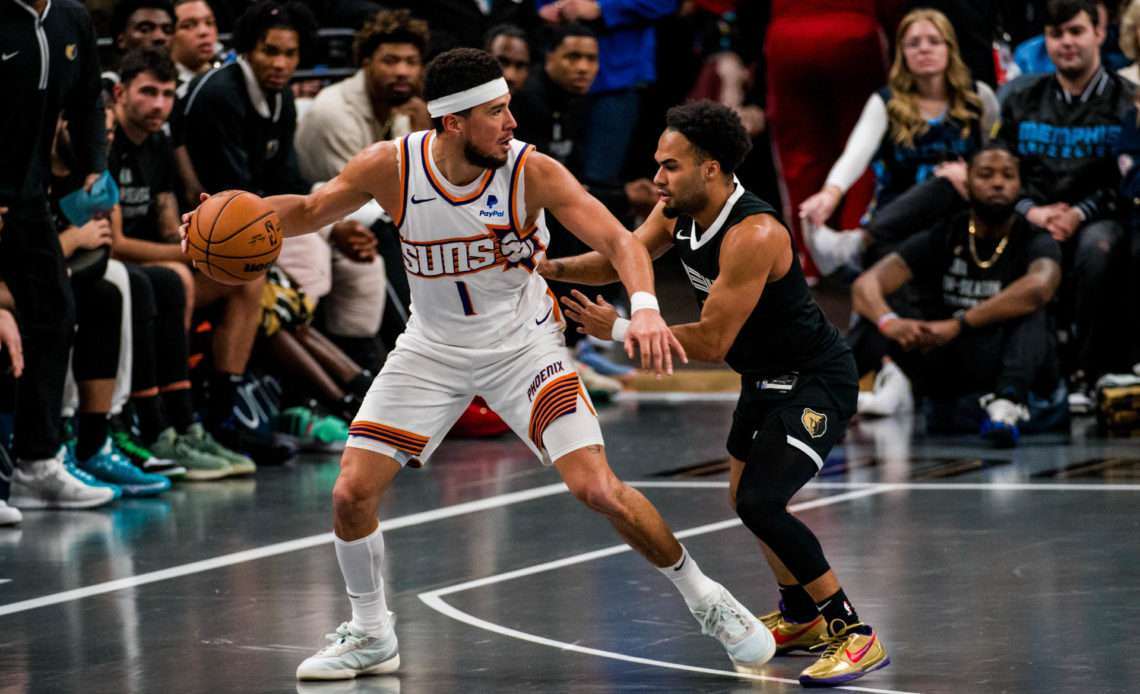 Booker Reina En Nueva York, Los Magic Vuelan Y Los Bucks Despiertan A Tiempo