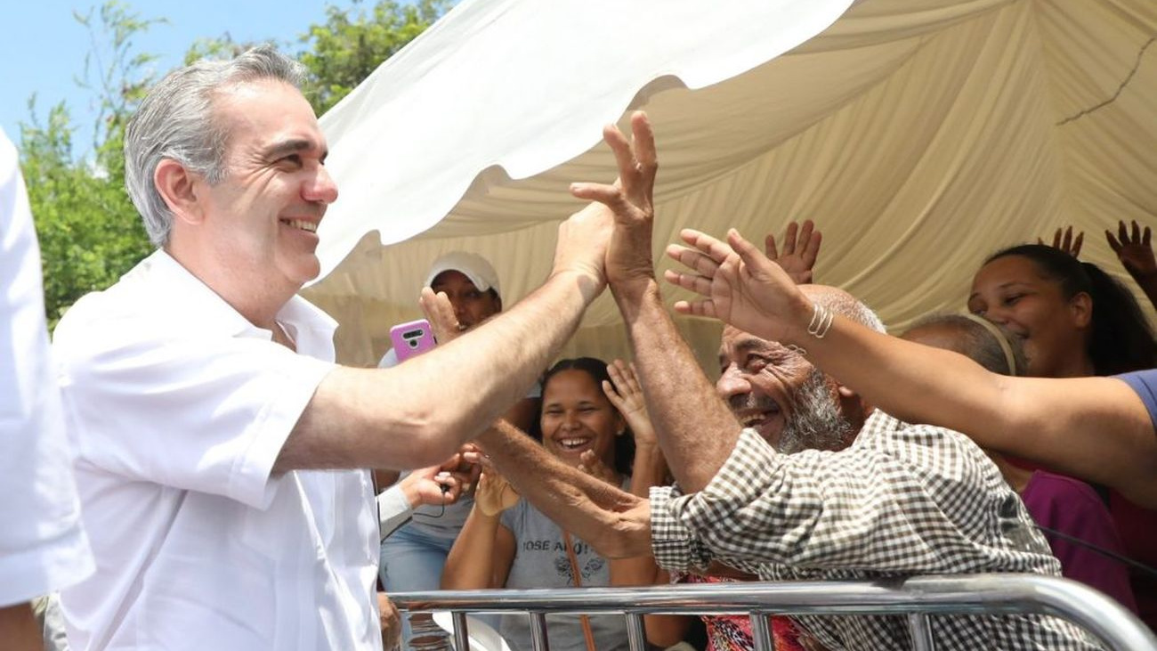 Presidente Abinader Agotará Agenda De Trabajo Este Fin De Semana En Provincias San Cristóbal, La Vega Y Santiago