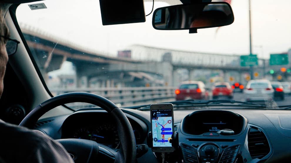 Persisten Enfrentamientos Entre Compañías De Taxis Y Uber Por El Control De Pasajeros En Bávaro