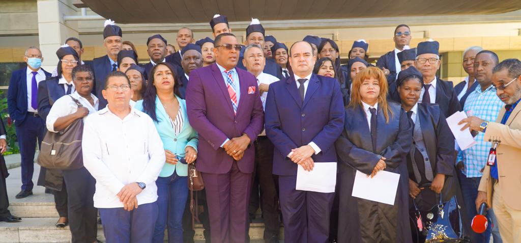 Colegio De Abogados Interpone Querella Contra Hacienda Y La Dgii Por Concertar Préstamos Por 45 Mil Millones De Pesos
