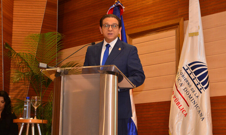 Salud Pública Recibe Llamadas Constantes De Gobierno Eeuu Por Consecuencias Del Intrusismo Médico