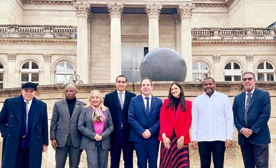 Misión Dominicana En Francia Aborda Problemáticas Que Enfrenta Rd Con Haití
