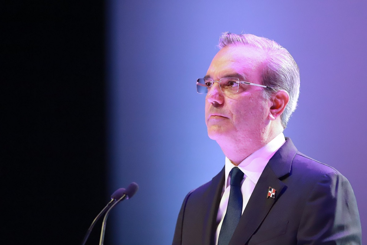 Abinader Advierte: "el Interés Nacional Debe Estar Por Encima Del Interés Comercial"