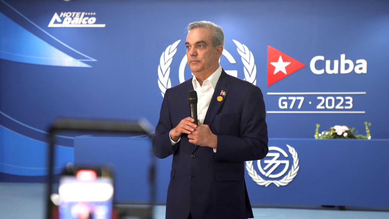Presidente Luis Abinader Regresa De Cuba
