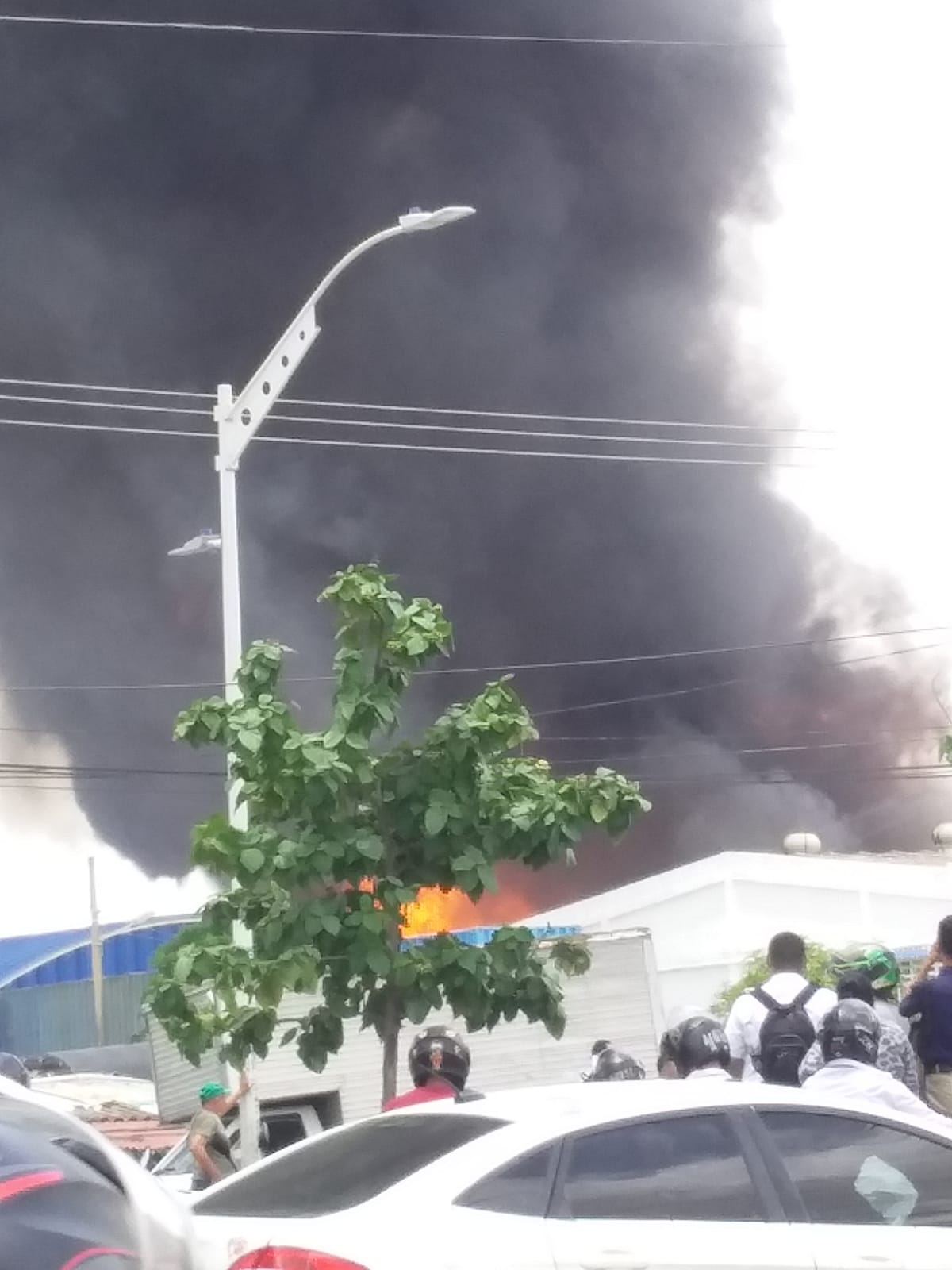 Se Registra Explosión En San Cristóbal; Reportan Heridos