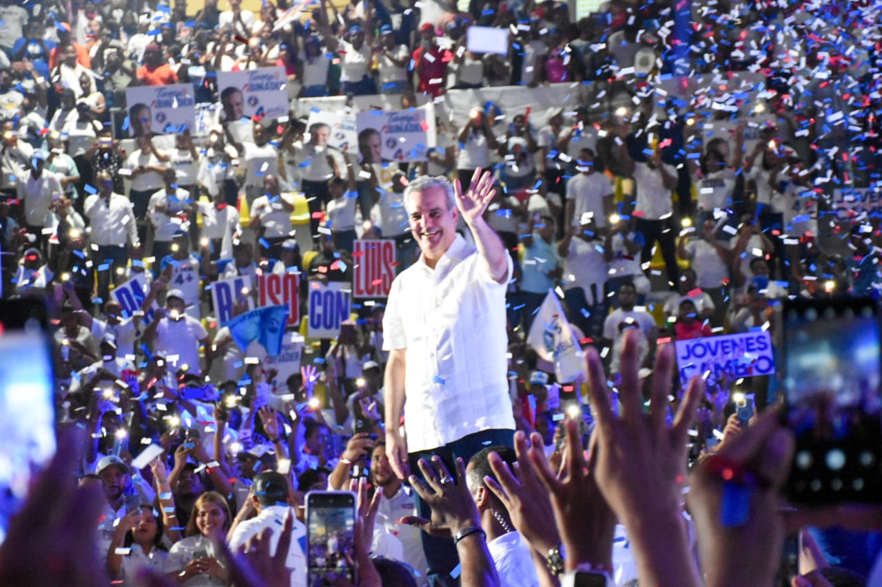 Abinader Sigue Este Fin De Semana Con Agenda Política Con Miras A Las Elecciones Internas Del Prm