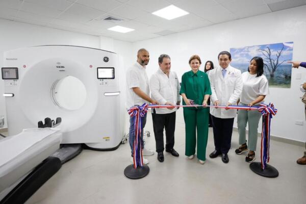Raquel Peña Deja Iniciada Construcción Unidades Hemodiálisis Y Pie Diabético En Hospital De Neyba