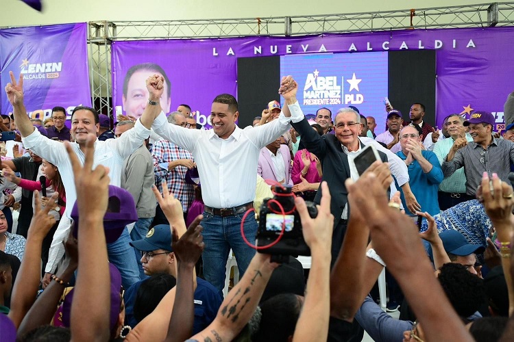 Pld Proclama A Lenin De La Rosa Candidato Alcalde Por San Juan De La Maguana