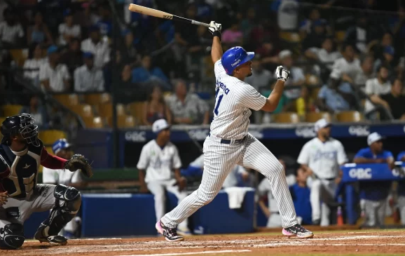 Ramón Hernández Con Jonrón Rompe Racha De Cuatro Derrotas Seguidas Del Licey