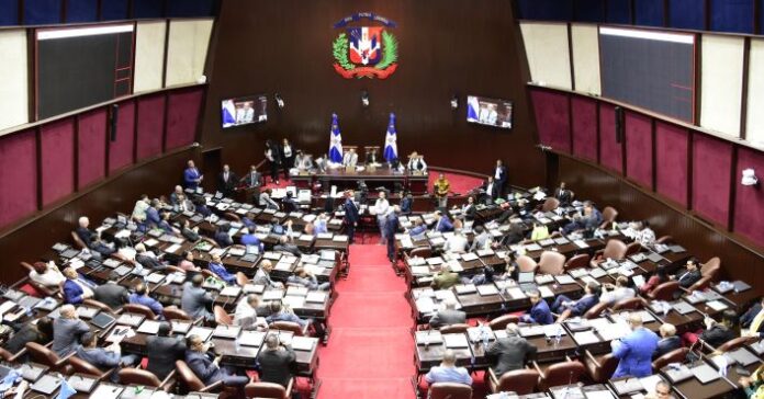 Los Diputados Aprueban La Extensión Del Contrato Entre El Estado Y Aerodom