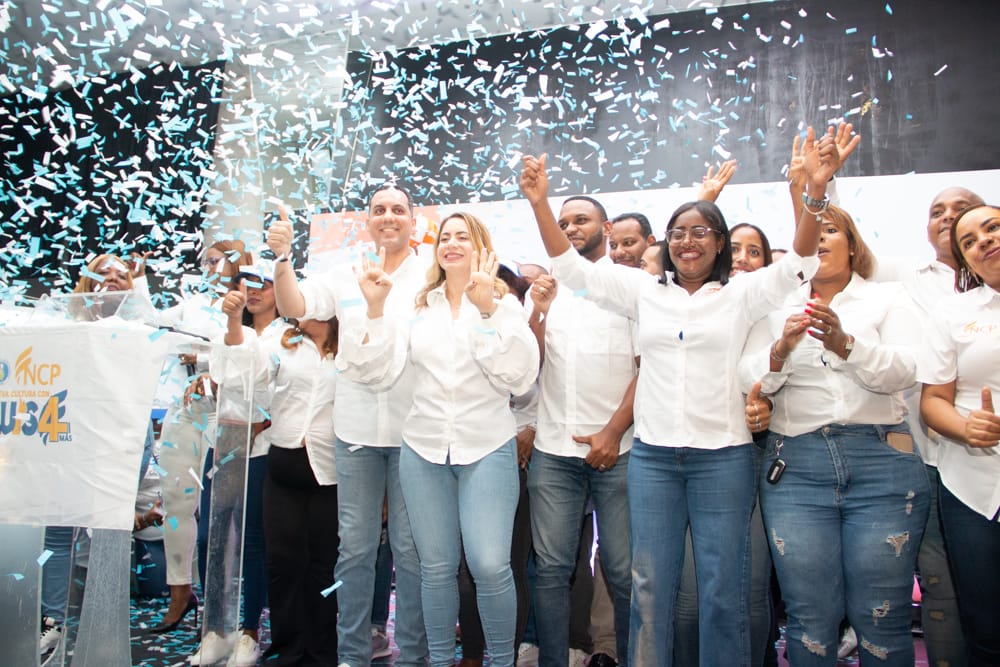 Gloria Reyes Encabeza Lanzamiento De Movimiento Nueva Cultura Política