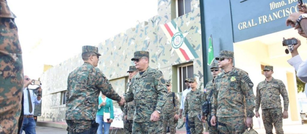 Comandante Del Ejército Supervisa La Frontera
