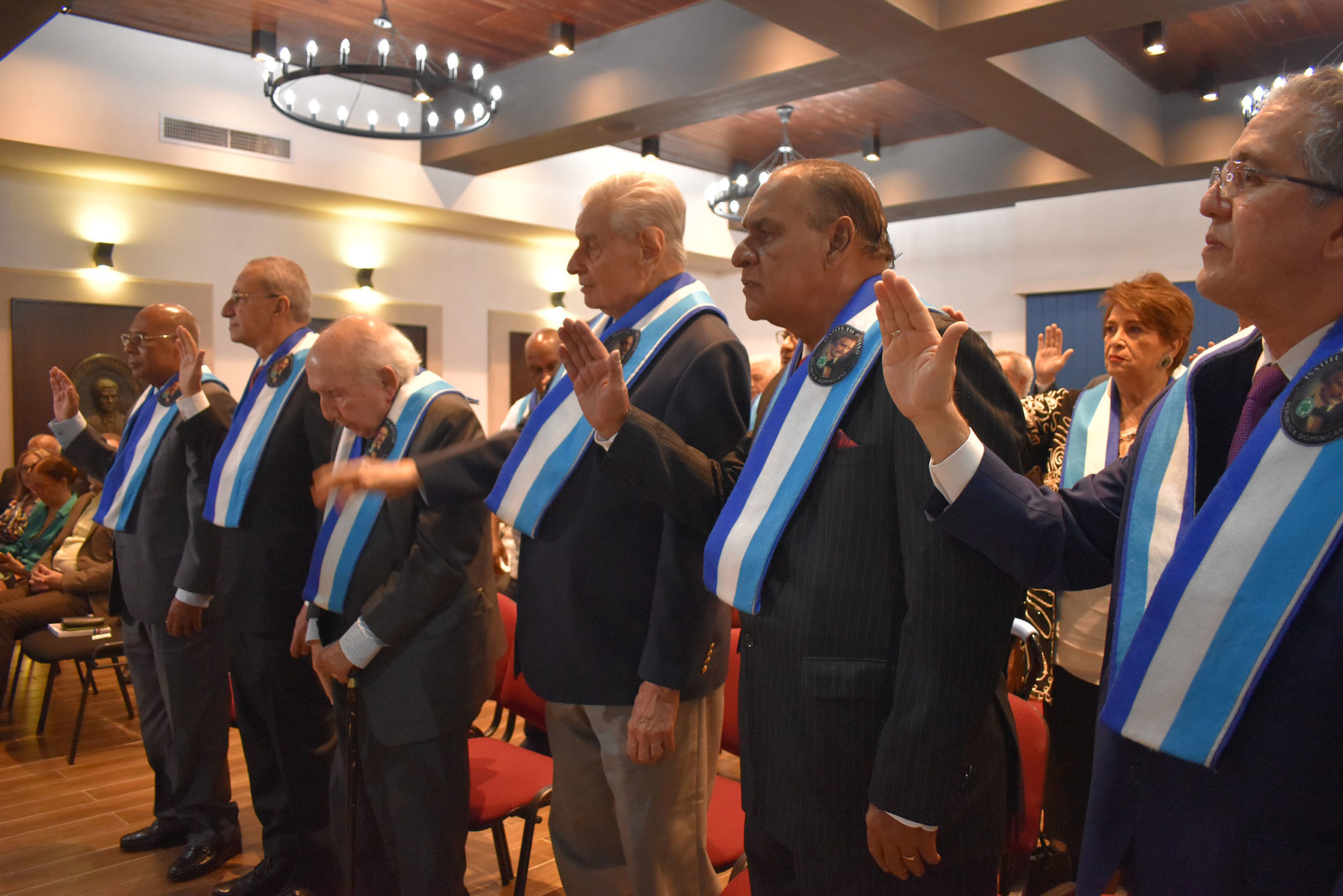 Juramentan Personalidades Como Miembros De Honor Del Instituto Duartiano