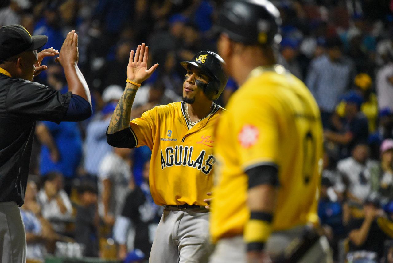 Águilas Remontan A Los Tigres; Gigantes Y Toros Se Imponen En Jornada De Lidom