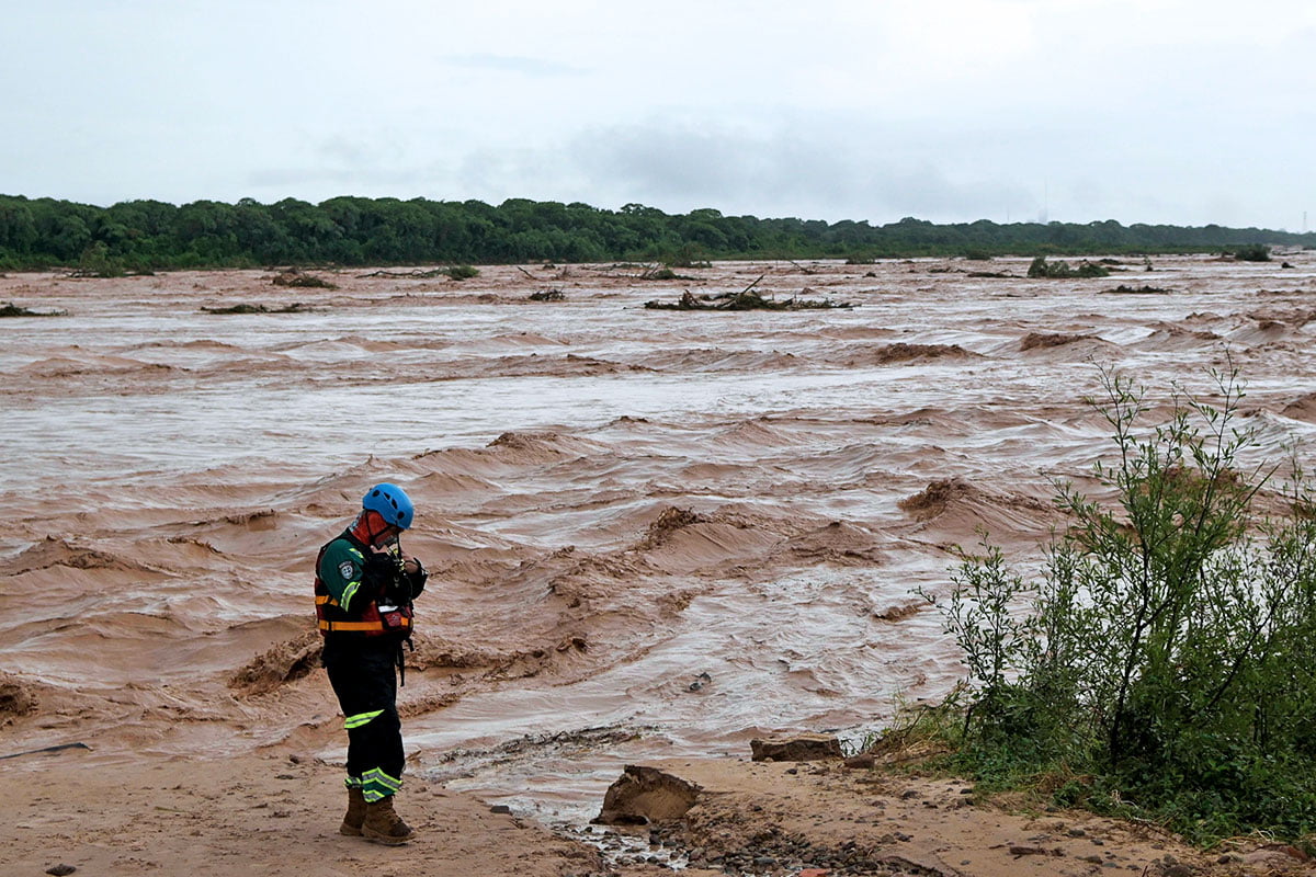 Una Persona Desaparecida En Yamasá Por Crecida De Ríos; Más De 22 Mil Familias Incomunicadas