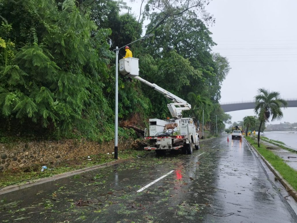 Franklin Se Fue, Pero Dejó 1,603,152 Sin Agua, 346,159 Sin Electricidad Y 280 Desplazados